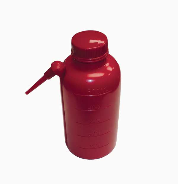 Pissette monobloc en polyéthylène avec tube de tirage intégré
